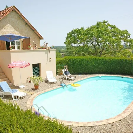 Holiday home Hugan Avec Piscine Privee Proche Sarlat