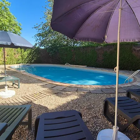 Holiday home Hugan Avec Piscine Privee Proche Sarlat *